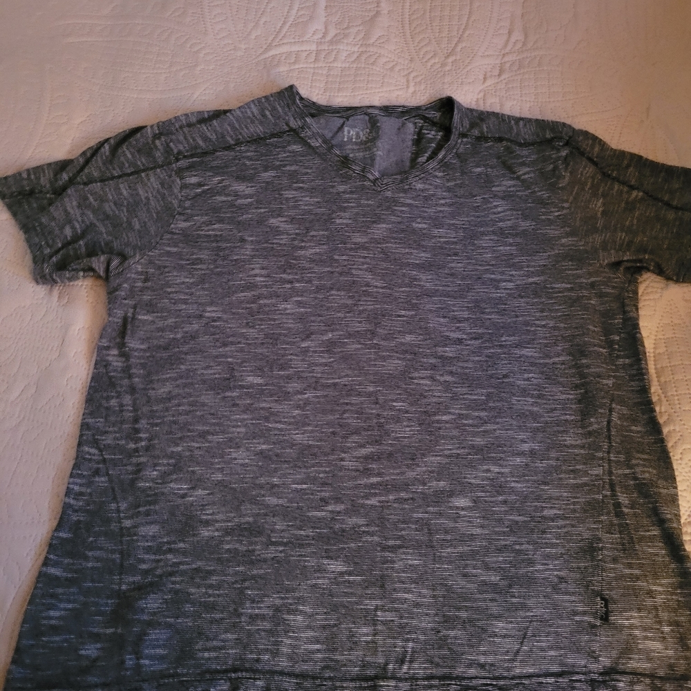 Mens grey V neck T-Shirt